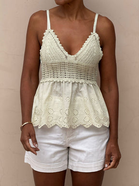 Blusinha Rendada de Tricô VERÃO