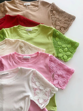 Blusinha 100% ALGODÃO Linda Rendada nas Mangas