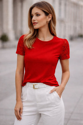 Blusinha 100% ALGODÃO Linda Rendada nas Mangas